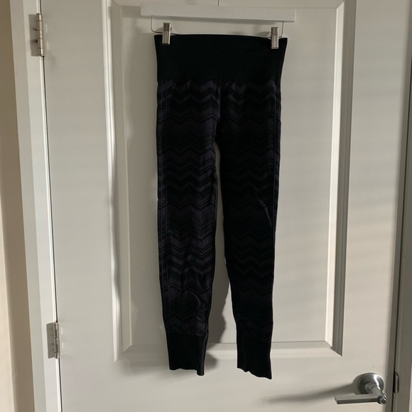 Lululemon Ebb To Street Pants Size 6/8 - Picture 4 of 8